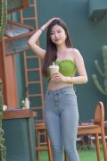 洲乱码AV中文一区二区别的